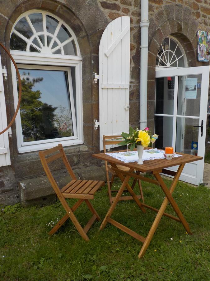 Bed and Breakfast La Tocade Del Arte - Dinan Lanvallay Экстерьер фото